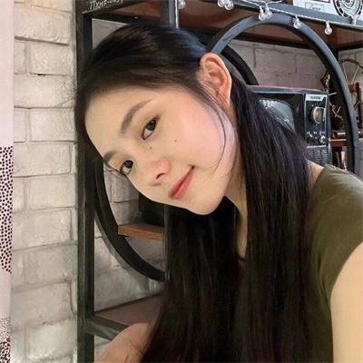 我和他都是新郎。 封面